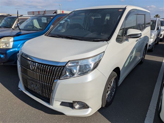 2017 TOYOTA ESQUIRE