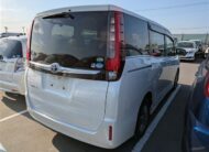 2017 TOYOTA ESQUIRE