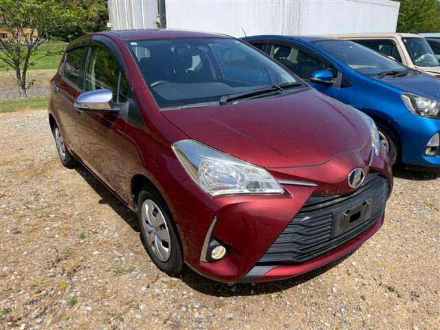 2017 TOYOTA VITZ
