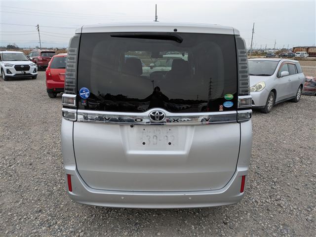 2019 TOYOTA VOXY