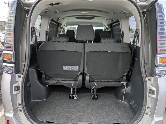 2020 TOYOTA VOXY