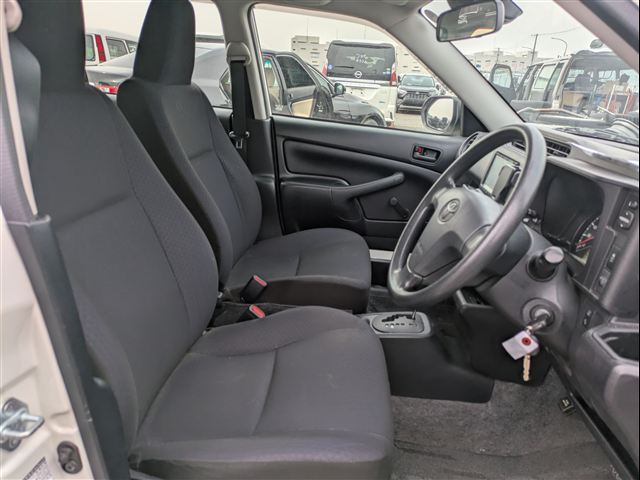2021 TOYOTA PROBOX HV