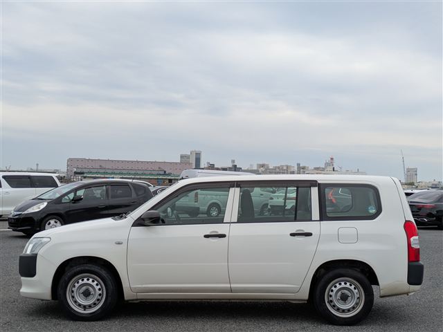 2021 TOYOTA PROBOX HV