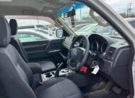 2016 Mitsubishi Pajero