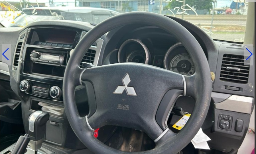 2016 Mitsubishi Pajero