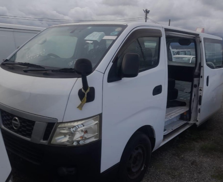 2015 NISSAN NV350 CARAVAN
