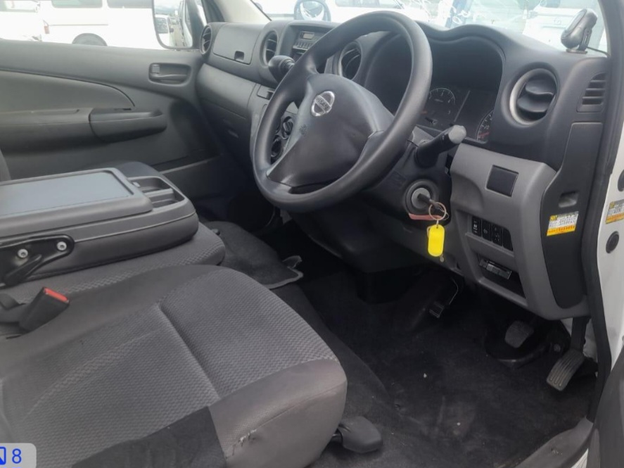 2015 NISSAN NV350 CARAVAN