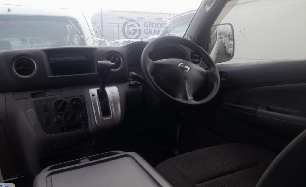 2015 NISSAN NV350 CARAVAN