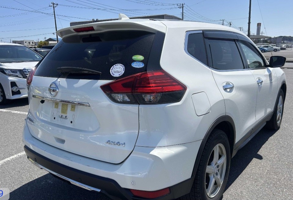 2019 NISSAN X-TRAIL