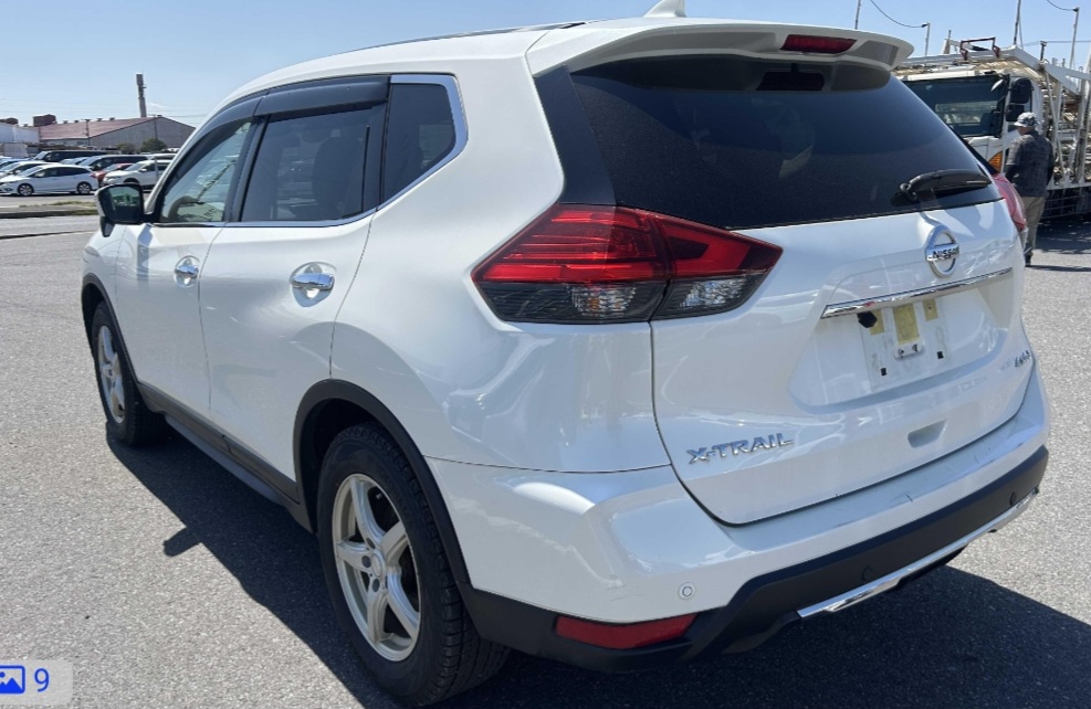 2019 NISSAN X-TRAIL