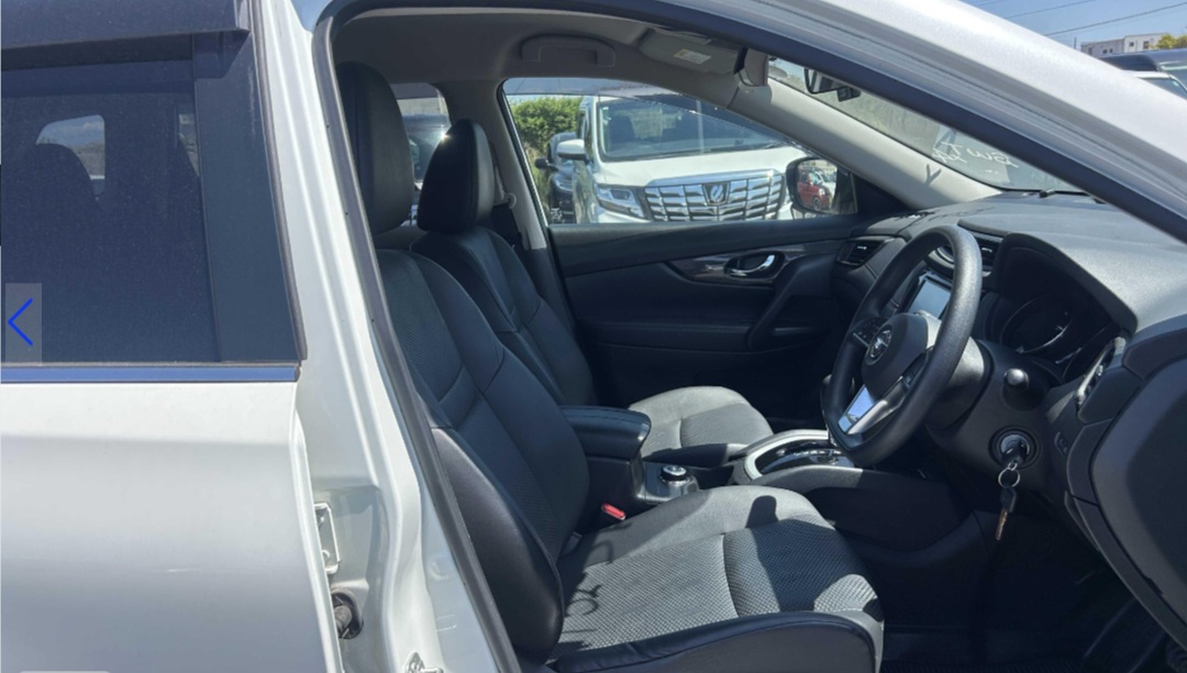 2019 NISSAN X-TRAIL