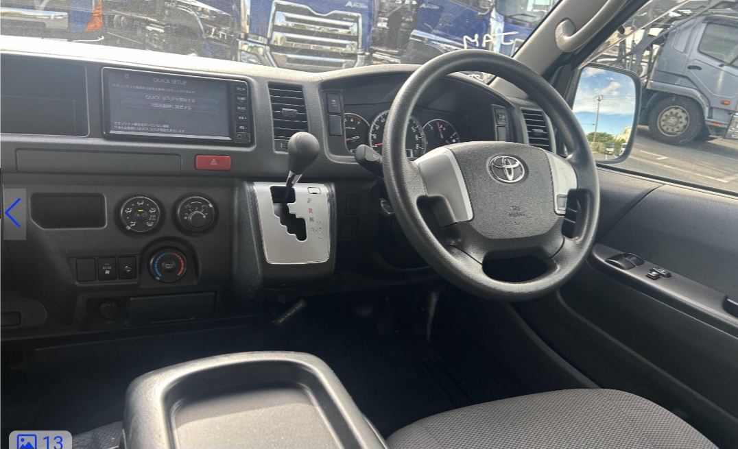 2018 TAYOTA HIACE WAGON