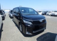 2017 TOYOTA VOXY