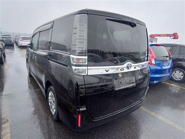 2017 TOYOTA VOXY