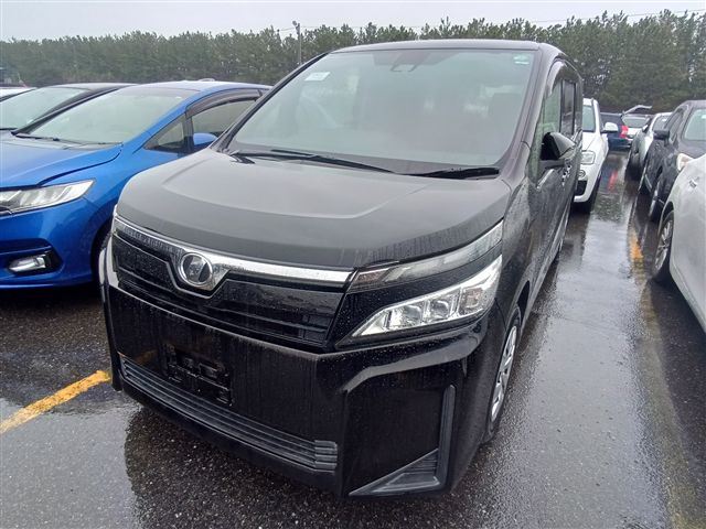 2017 TOYOTA VOXY