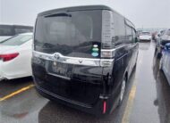 2017 TOYOTA VOXY