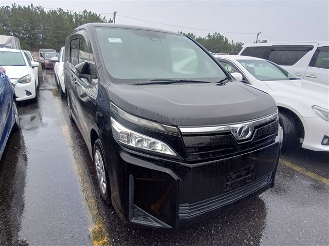 2017 TOYOTA VOXY